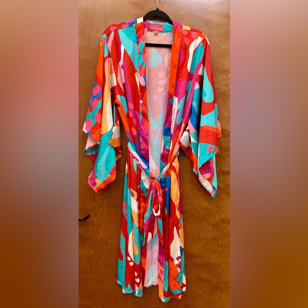FLYING TOMATO CANCUN GETAWAY SATIN MIDI KIMONO SIZE SMALL